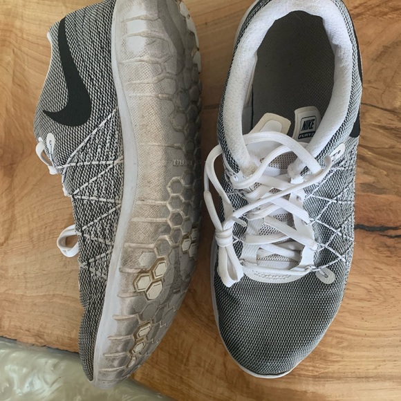 Nike Fury 2 Running Shoes - Picture 4 of 5